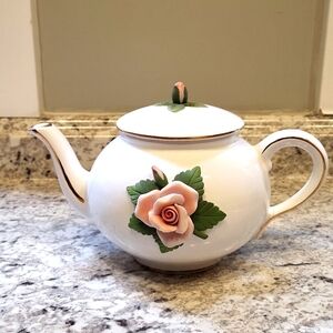 Vintage Teleflora 3D Pink Rose & Gold Trim Teapot Collectible